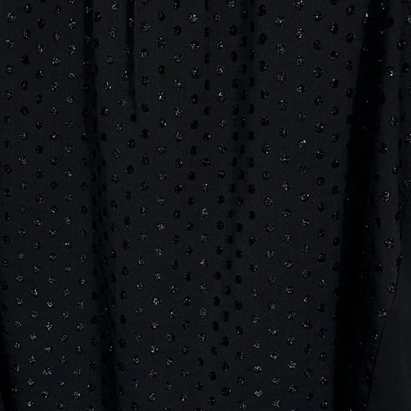 Jones New York tank, black, sz L, sheer top layer with sparkly polka dots - Picture 3 of 11